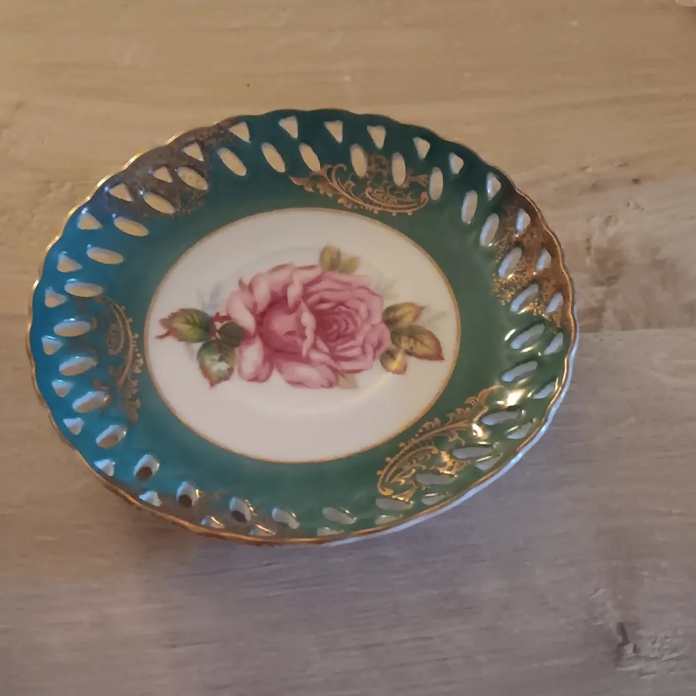 Royal Halsey Rose Tea Cup And Saucer Set.  Teal Gold